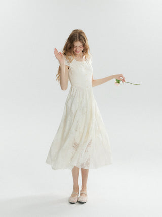 Flua Lace Maxi Dress