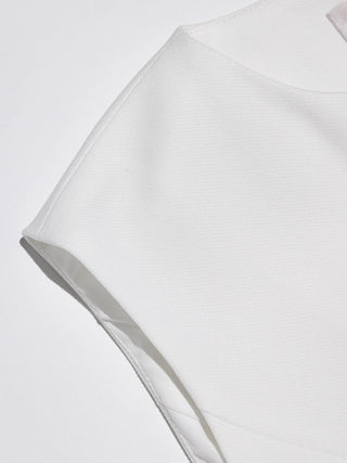 Ivoire Minimal Vest