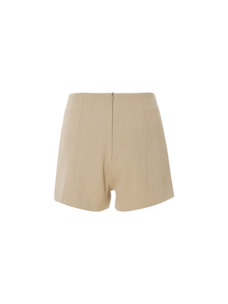 Sandstone minimal shorts for chic and versatile spring fashion