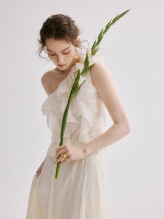 Wave One-shoulder Blouse